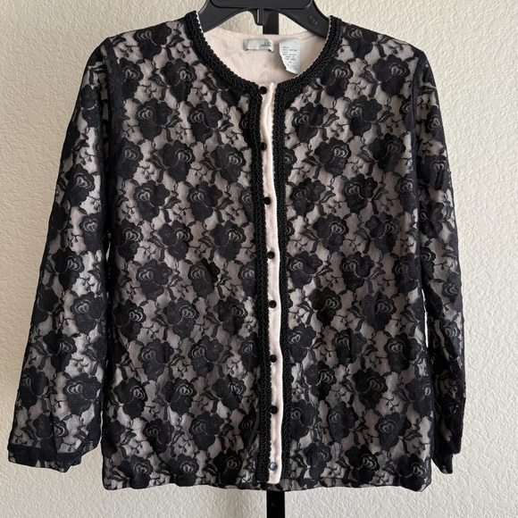 Black Floral Lace Sheer Cardigan Medium Long Sleeve Lightweight Romantic Top - Picture 1 of 9